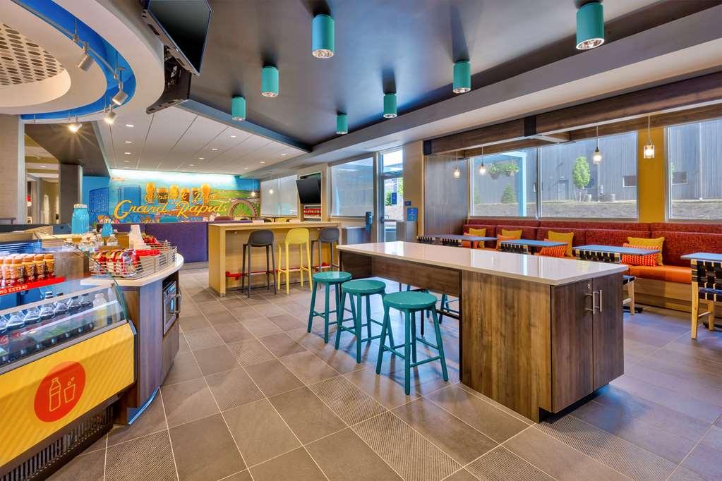 Hotel Tru By Hilton Comstock Park Grand Rapids, Mi Restaurant foto